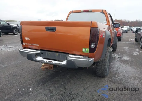 2005 Chevrolet Colorado z USA, uszkodzony, nr VIN 1GCDT198858246150